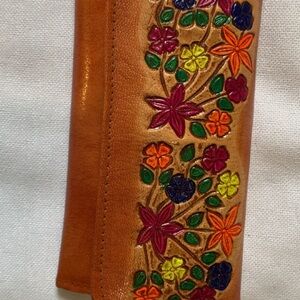 Women’s Floral Embossed Tan Leather Clutch Wallet  bags